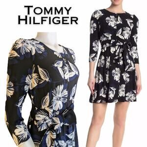 New Tommy Hilfiger Fit & Flare Dress Size 8 Black Blue White Floral 3/4 Sleeve